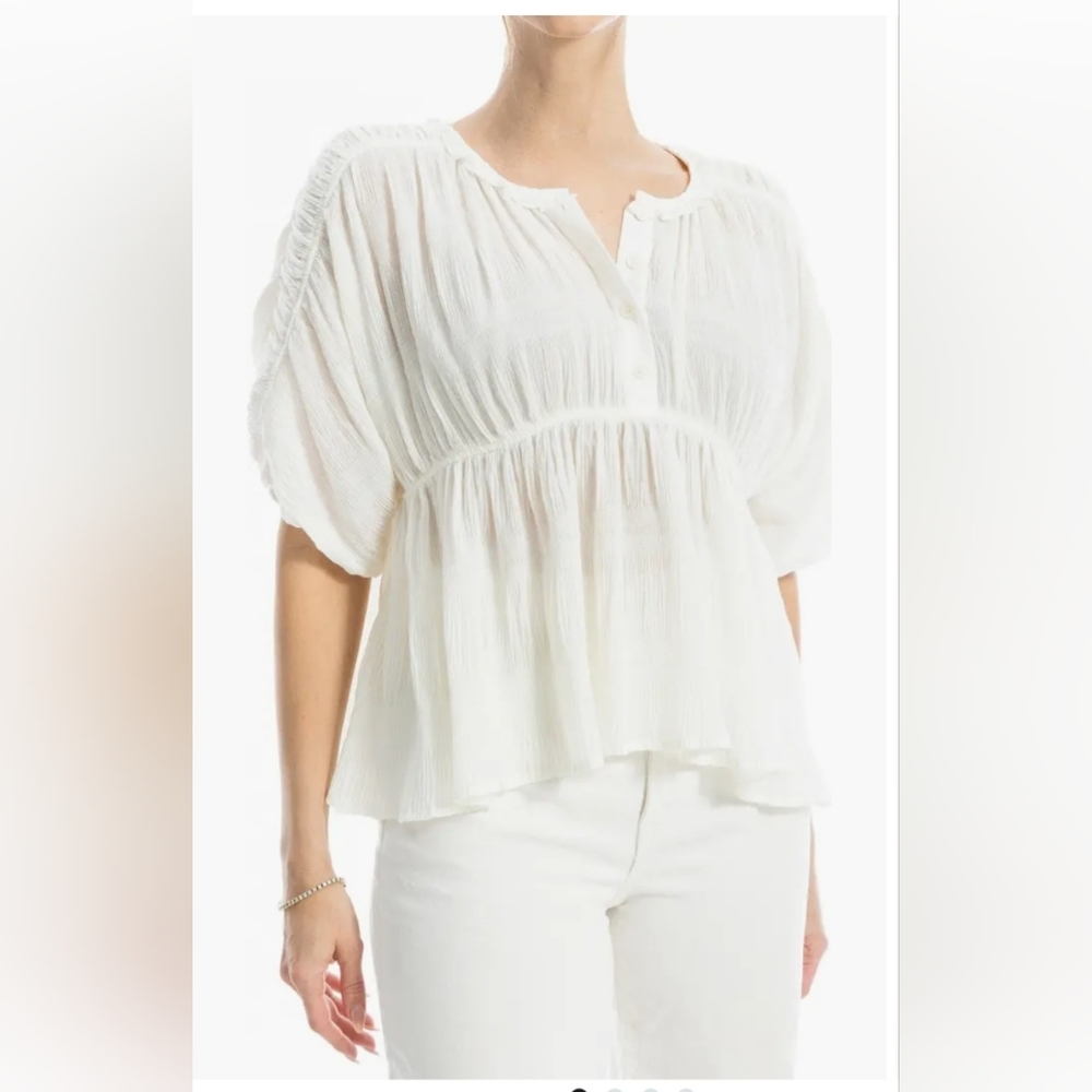 Max Studio L NWT Off White Flowy Top